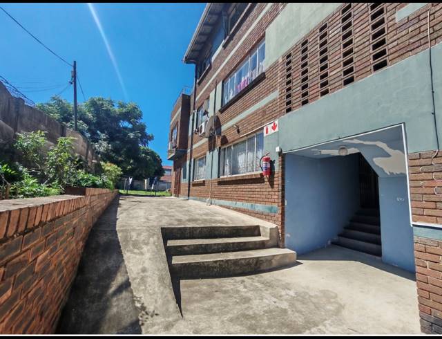 2 BEDROOM APARTMENT FOR SALE IN SYDENHAM